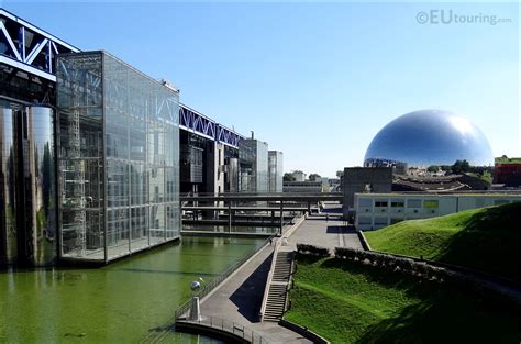 Cité des Sciences et de l'Industrie .
